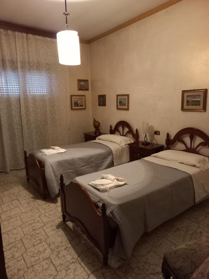 Casa Guerrino Bed and Breakfast LʼAquila Buitenkant foto